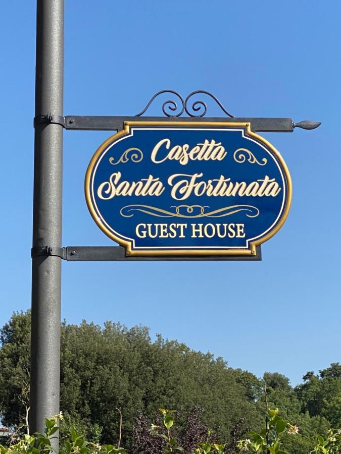 Casetta Santa Fortunata Guest House Sutri Kültér fotó